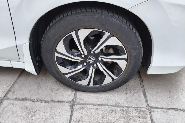 Used Honda Crider 2016 1.8L CVT Comfort Version Exterior 4