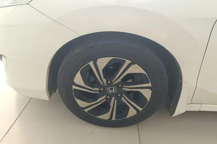 Used Honda Crider 2016 1.8L CVT Luxury Edition Exterior 4