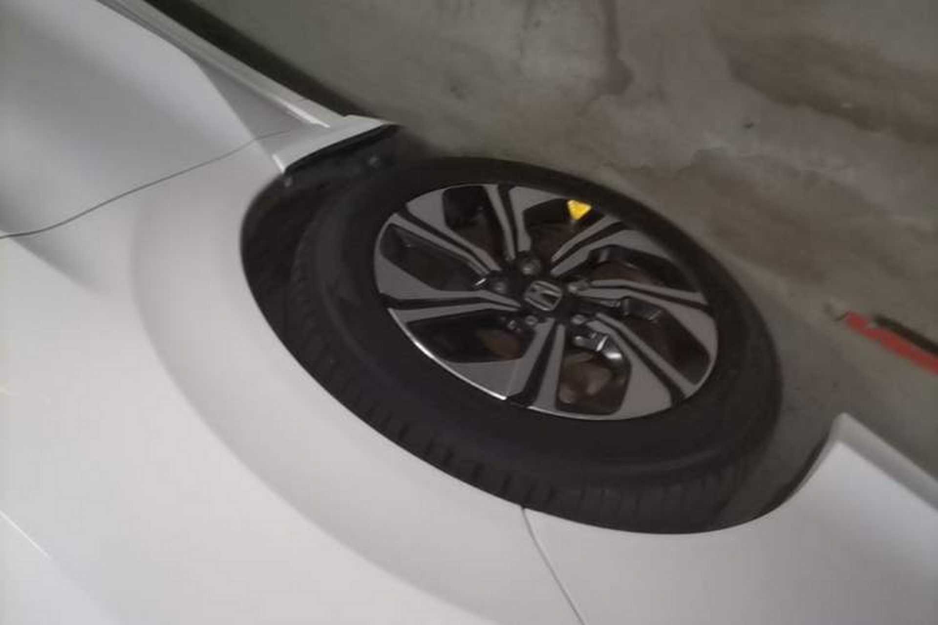 Used Honda Crider 2016 1.8L CVT Leading Edition Exterior 4