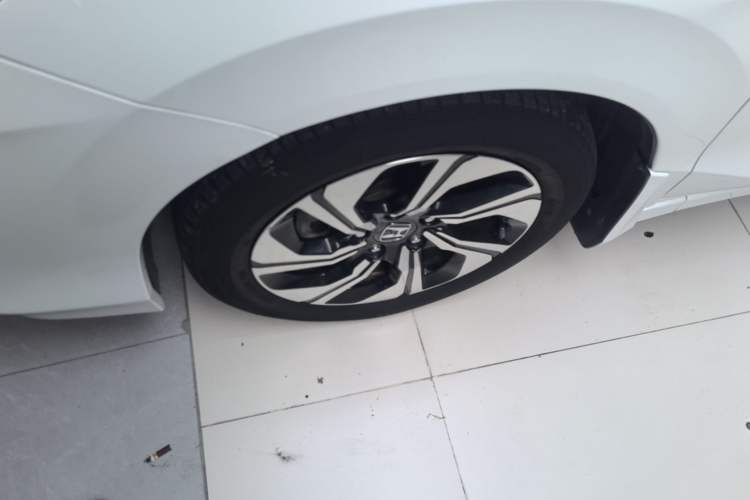Used Honda Crider 2016 1.8L CVT Comfort Version Exterior 4