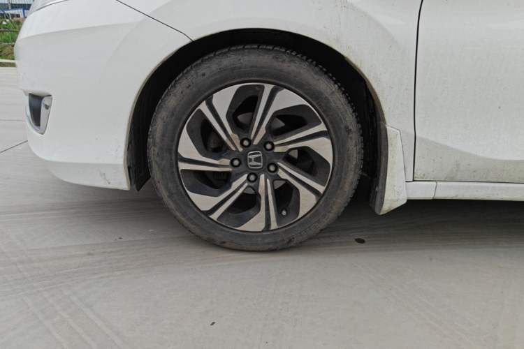 Used Honda Crider 2016 1.8L Manual Fashion Edition Exterior 4