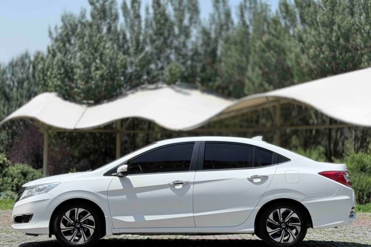 Used Honda Crider 2016 1.8L CVT Luxury Edition Exterior 4