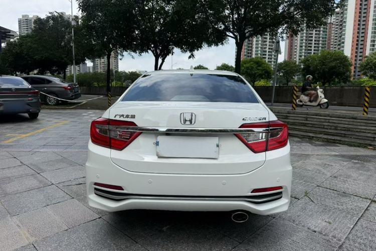 Used Honda Crider 2016 1.8L CVT Luxury Edition Exterior 5