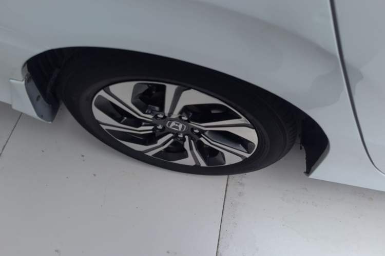 Used Honda Crider 2016 1.8L CVT Comfort Version Exterior 5
