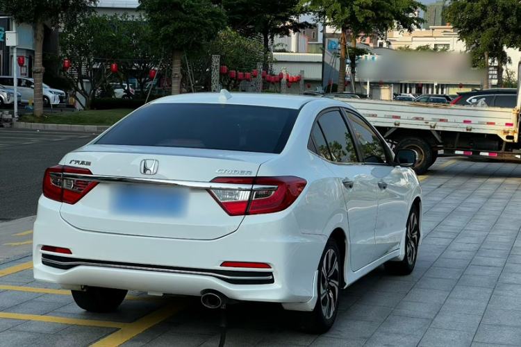 Used Honda Crider 2016 1.8L CVT Comfort Version Exterior 5