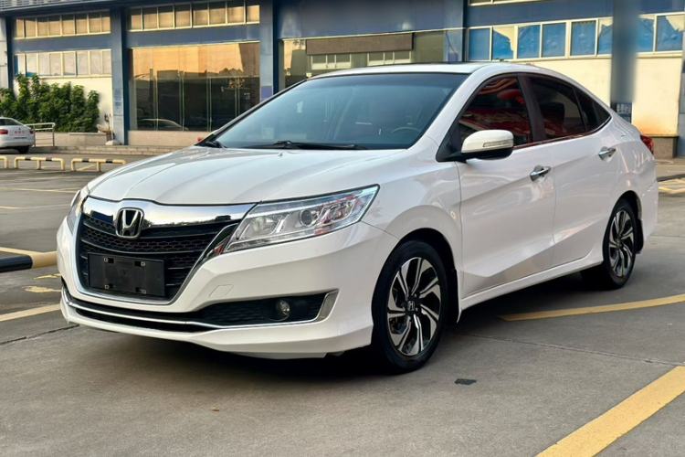 Used Honda Crider 2016 1.8L CVT Luxury Edition Exterior 5