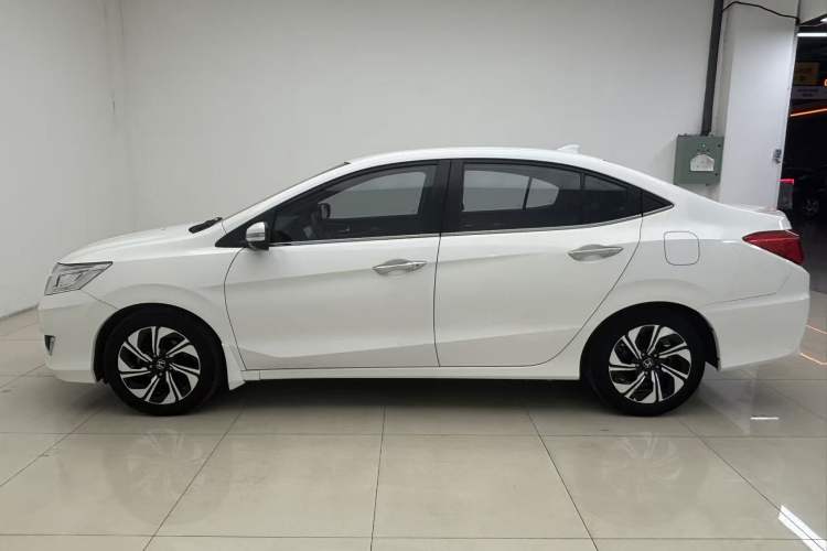 Used Honda Crider 2016 1.8L CVT Comfort Version Exterior 5