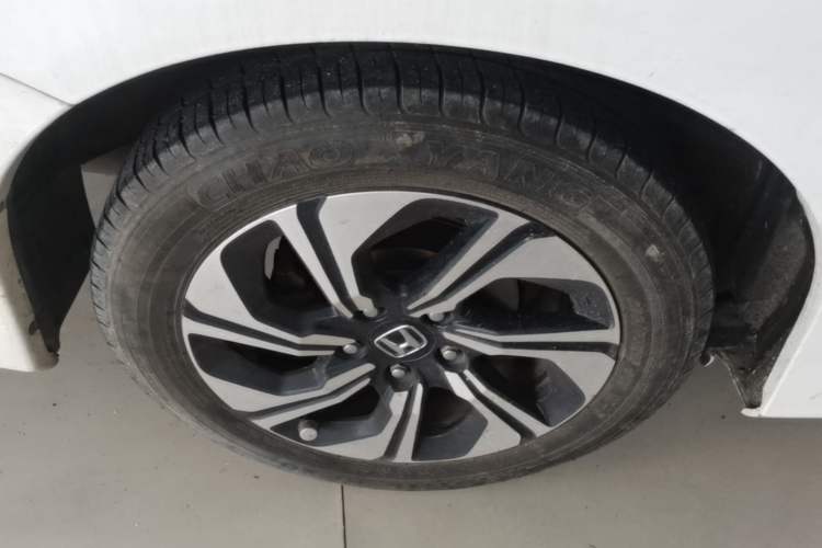 Used Honda Crider 2016 1.8L CVT Comfort Version Exterior 5