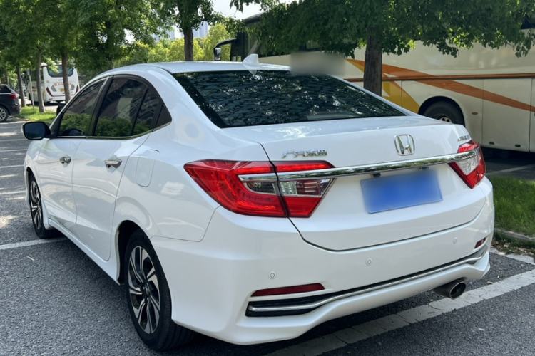 Used Honda Crider 2016 1.8L CVT Luxury Edition Exterior 5