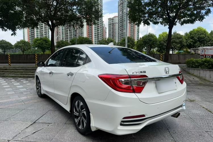 Used Honda Crider 2016 1.8L CVT Luxury Edition Exterior 6
