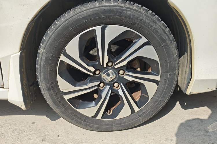 Used Honda Crider 2016 1.8L CVT Comfort Version Exterior 7