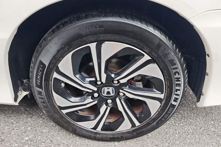 Used Honda Crider 2016 1.8L CVT Luxury Edition Exterior 7