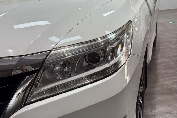 Used Honda Crider 2016 1.8L CVT Comfort Version Exterior 8