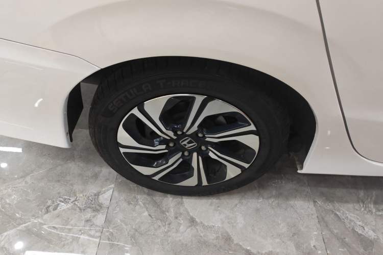 Used Honda Crider 2016 1.8L CVT Luxury Edition Exterior 8