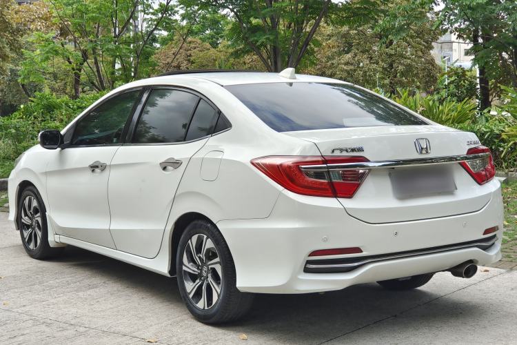 Used Honda Crider 2016 1.8L CVT Luxury Edition Exterior 9