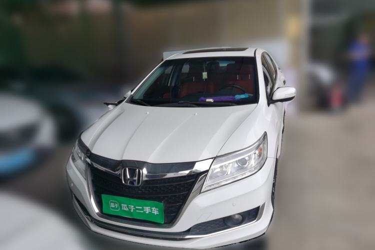 Used Honda Crider 2016 1.8L CVT Luxury Edition Front