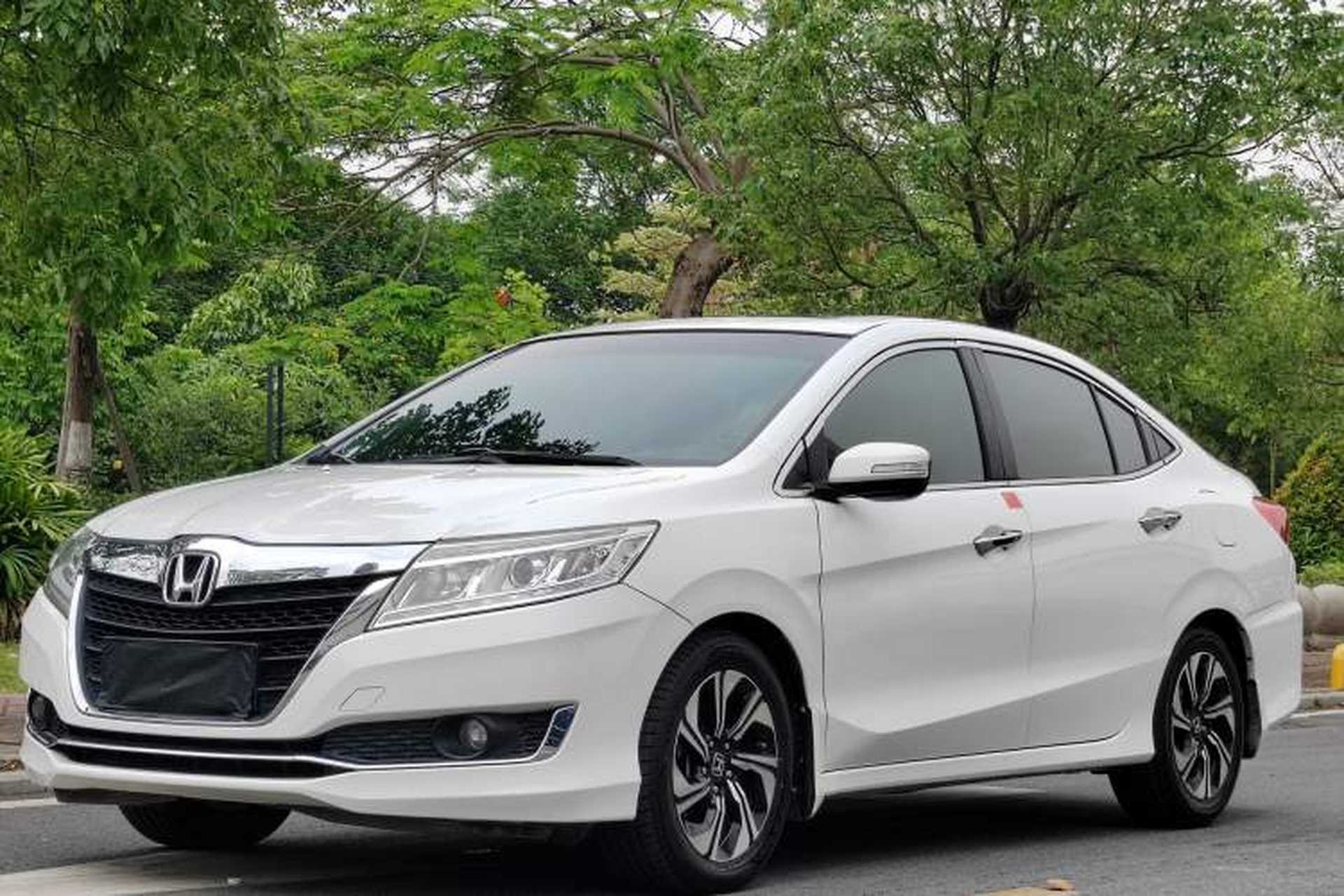 Used Honda Crider 2016 1.8L CVT Luxury Edition Front Left 45 Deg