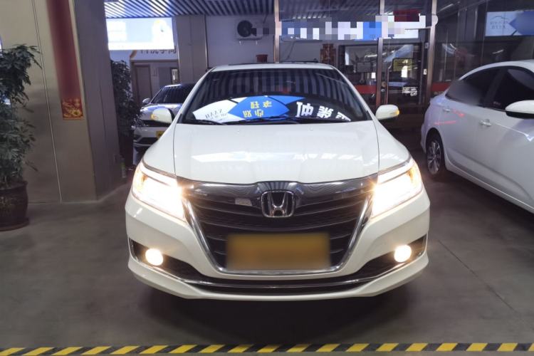 Used Honda Crider 2016 1.8L CVT Luxury Edition Front