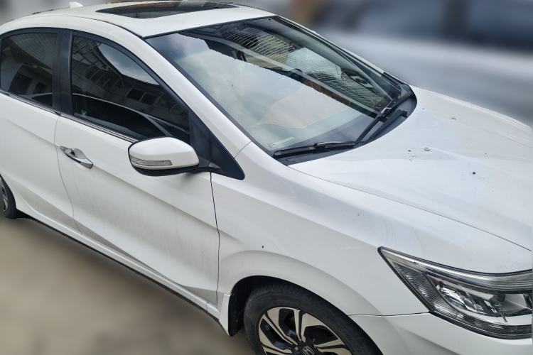 Used Honda Crider 2016 1.8L CVT Luxury Edition Front Right 45 Deg