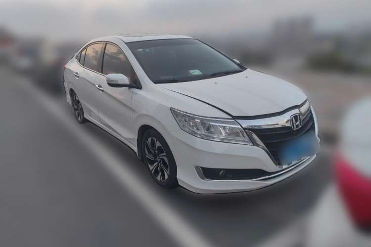 Used Honda Crider 2016 1.8L Manual Luxury Edition Front Right 45 Deg