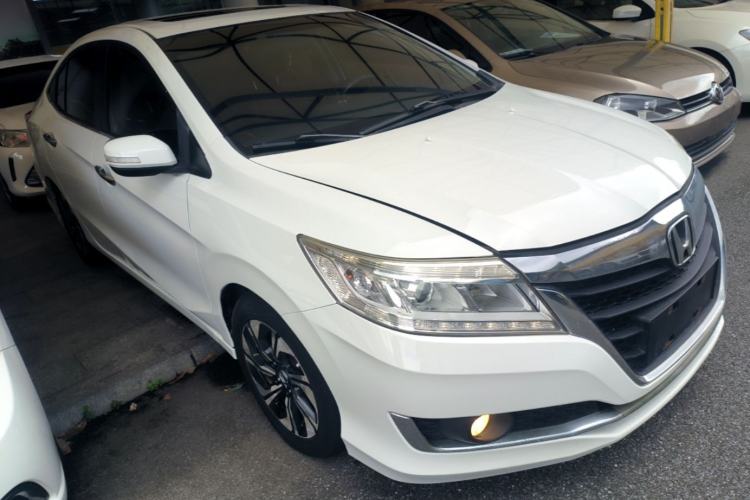 Used Honda Crider 2016 1.8L CVT Luxury Edition Front Right 45 Deg
