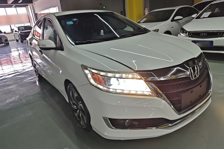 Used Honda Crider 2016 1.8L CVT Comfort Version Front Right 45 Deg