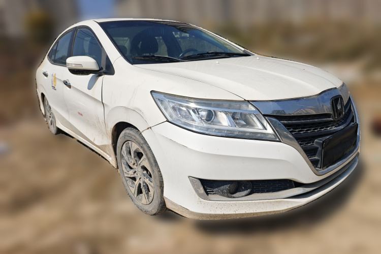 Used Honda Crider 2016 1.8L CVT Luxury Edition Front Right 45 Deg