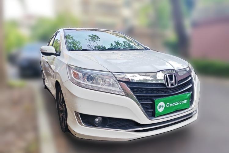 Used Honda Crider 2016 1.8L CVT Luxury Edition Front Right 45 Deg