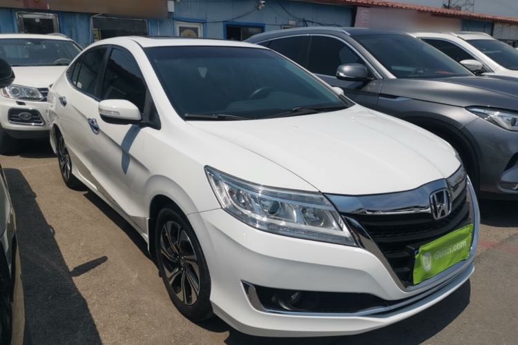 Used Honda Crider 2016 1.8L CVT Luxury Edition Front Right 45 Deg
