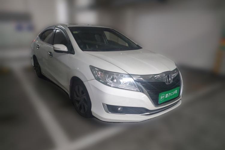 Used Honda Crider 2016 1.8L CVT Luxury Edition Front Right 45 Deg