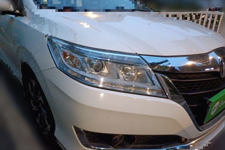 Used Honda Crider 2016 1.8L CVT Luxury Edition Front Right 45 Deg