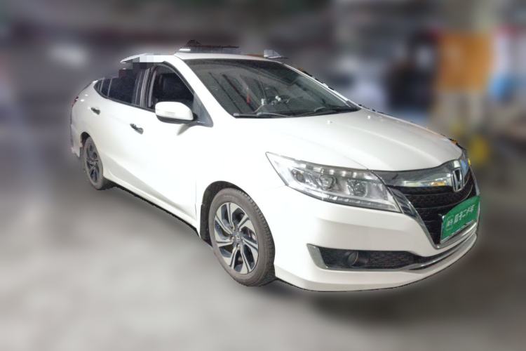 Used Honda Crider 2016 1.8L CVT Luxury Edition Front Right 45 Deg