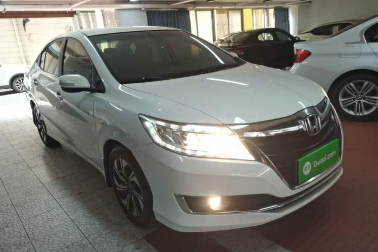 Used Honda Crider 2016 1.8L CVT Comfort Version Front Right 45 Deg