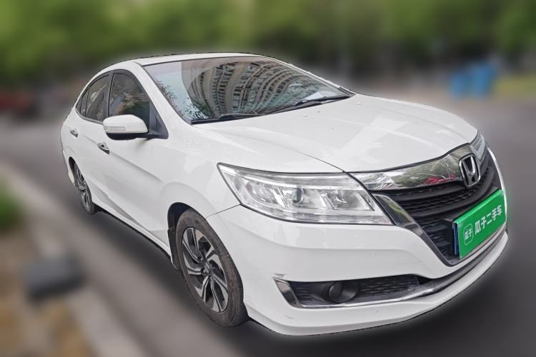 Used Honda Crider 2016 1.8L CVT Luxury Edition Front Right 45 Deg
