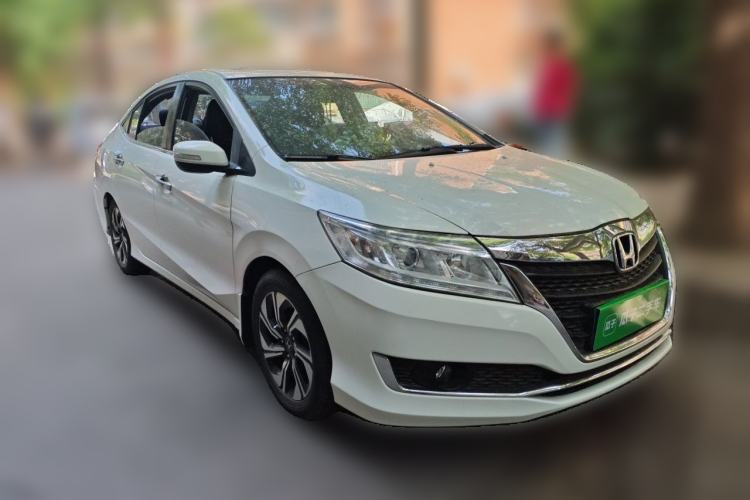 Used Honda Crider 2016 1.8L CVT Luxury Edition Front Right 45 Deg