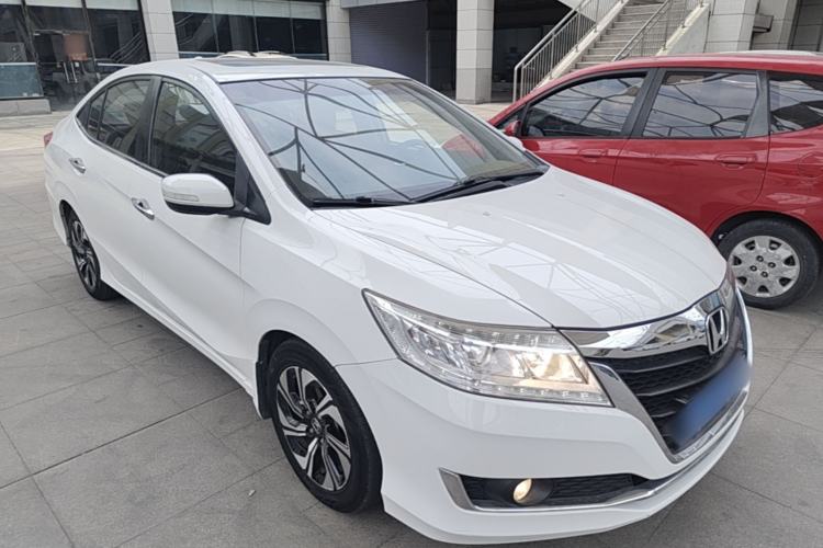 Used Honda Crider 2016 1.8L CVT Luxury Edition Front Right 45 Deg