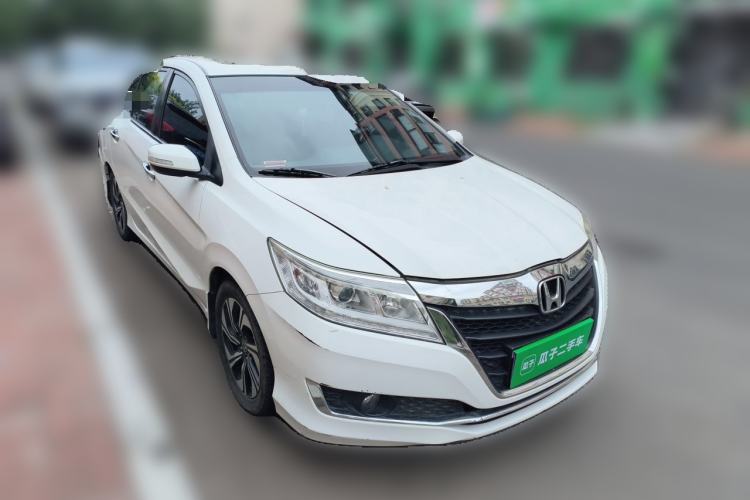 Used Honda Crider 2016 1.8L CVT Luxury Edition Front Right 45 Deg