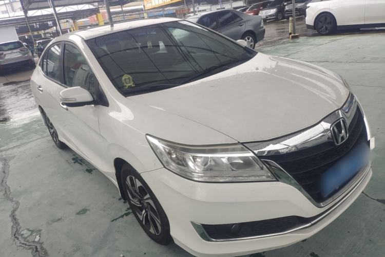 Used Honda Crider 2016 1.8L CVT Luxury Edition Front Right 45 Deg