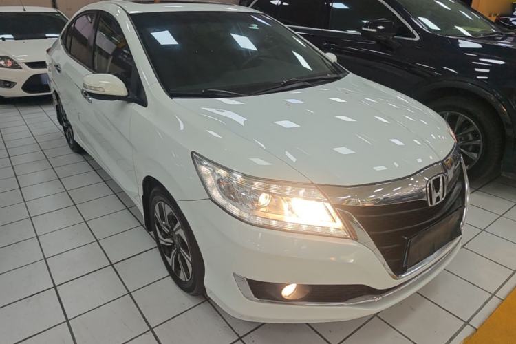 Used Honda Crider 2016 1.8L CVT Luxury Edition Front Right 45 Deg