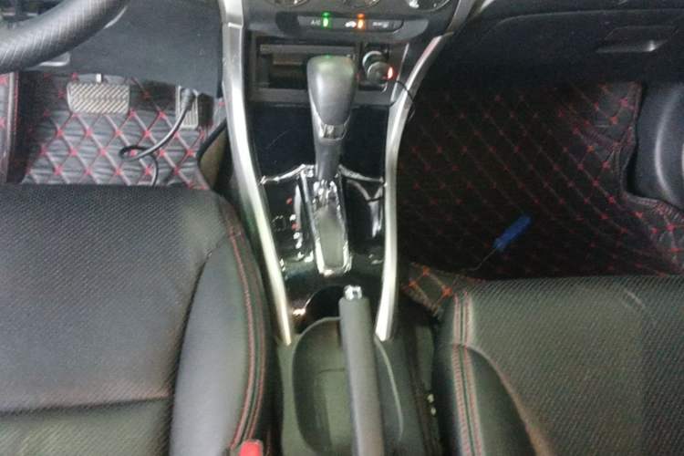 Used Honda Crider 2016 1.8L CVT Comfort Version Gear Lever
