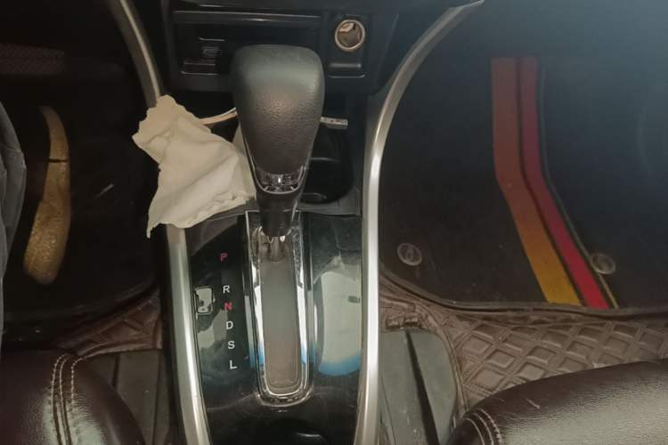 Used Honda Crider 2016 1.8L CVT Luxury Edition Gear Lever