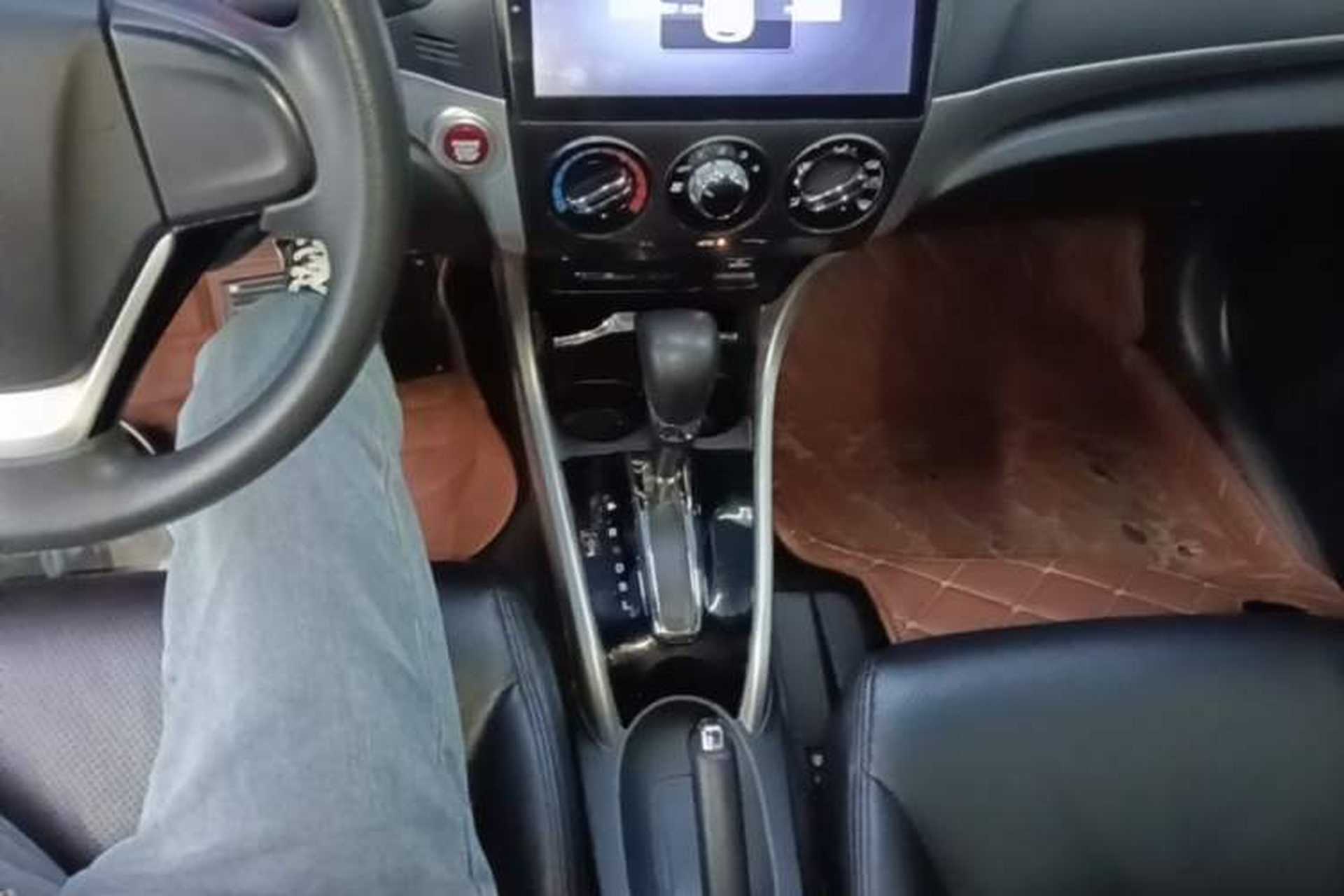 Used Honda Crider 2016 1.8L CVT Luxury Edition Gear Lever