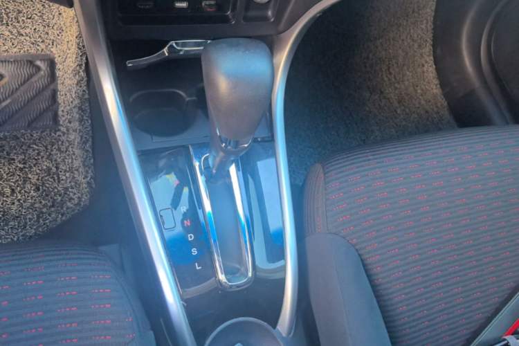 Used Honda Crider 2016 1.8L CVT Luxury Edition Gear Lever