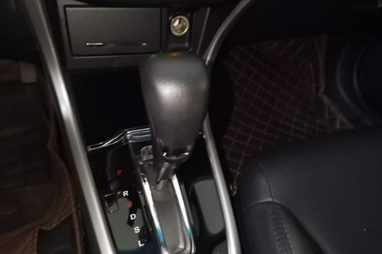 Used Honda Crider 2016 1.8L CVT Comfort Version Gear Lever