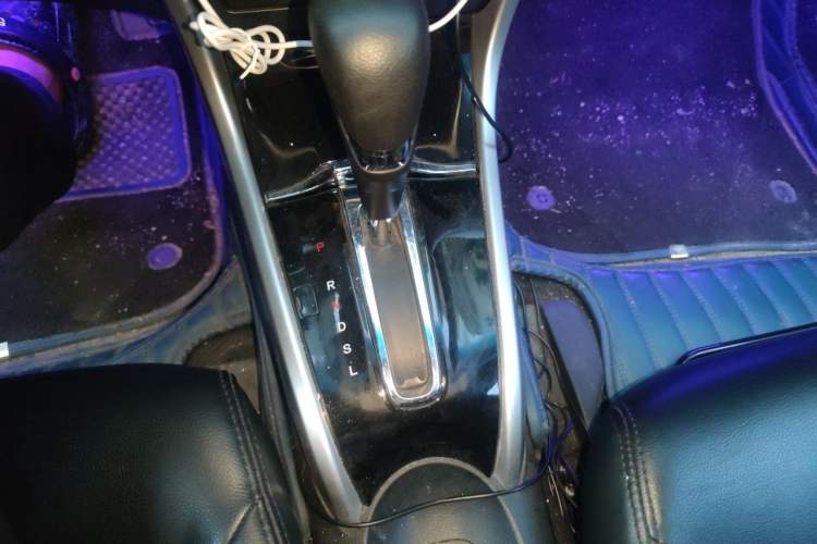 Used Honda Crider 2016 1.8L CVT Luxury Edition Gear Lever