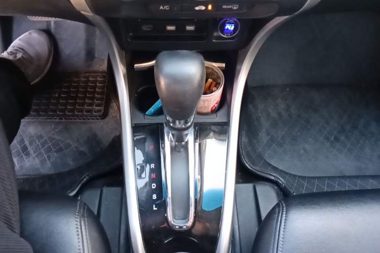 Used Honda Crider 2016 1.8L CVT Luxury Edition Gear Lever