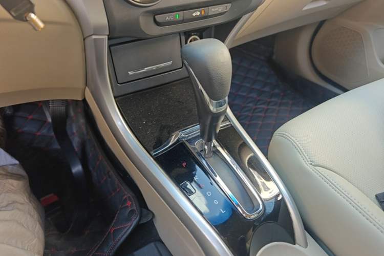 Used Honda Crider 2016 1.8L CVT Comfort Version Gear Lever