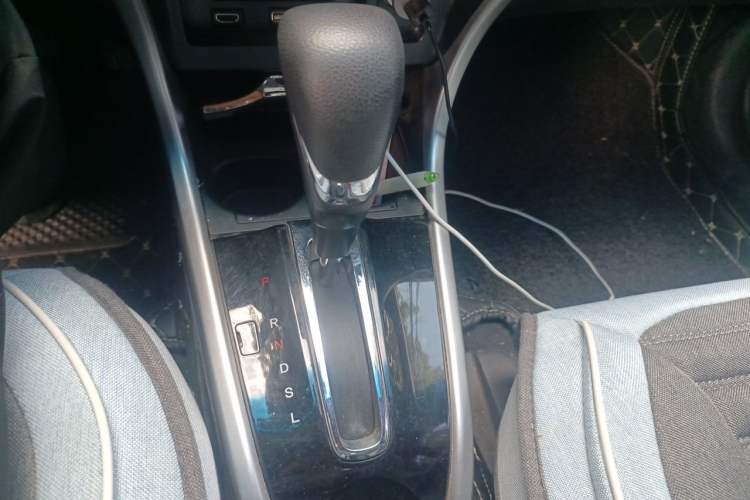 Used Honda Crider 2016 1.8L CVT Luxury Edition Gear Lever