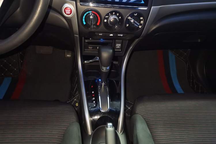 Used Honda Crider 2016 1.8L CVT Luxury Edition Gear Lever