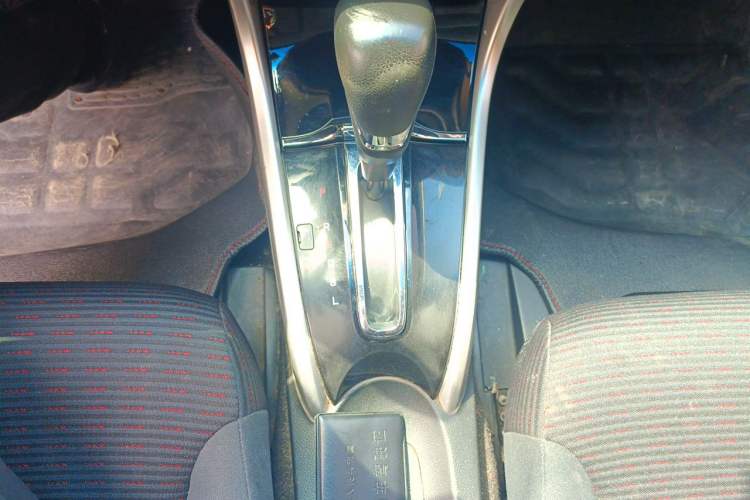 Used Honda Crider 2016 1.8L CVT Comfort Version Gear Lever